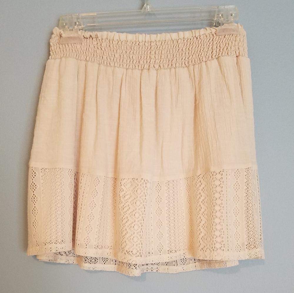 Elastic waist skirt